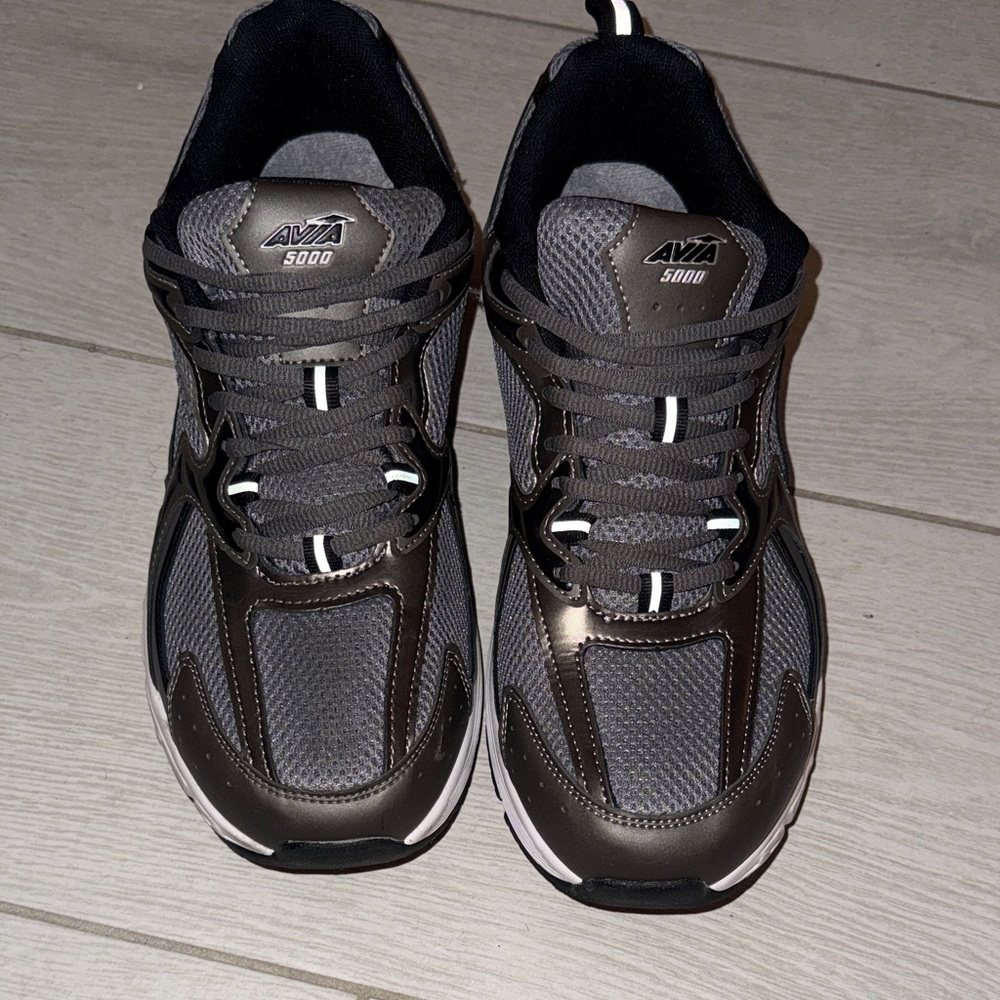 Avia Men's Black and Gray Athletic Shoes